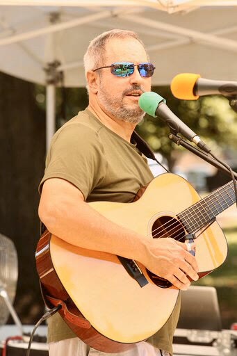 Joe Caporaso performing Merry Little Christmas